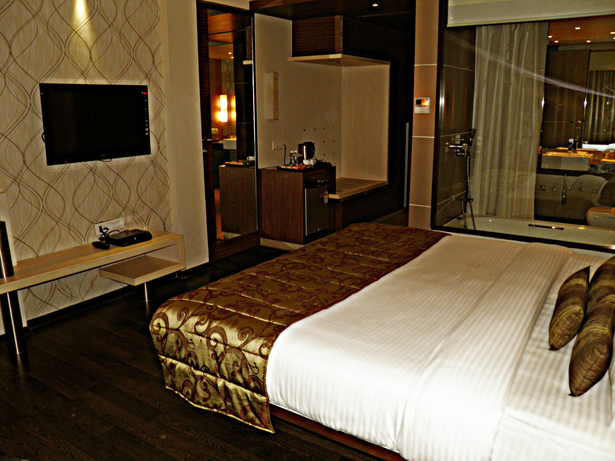 Sentosa Resorts Chinchvad Buitenkant foto